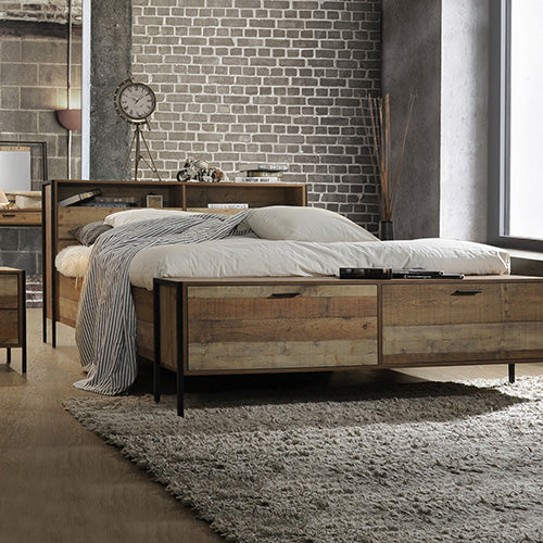 Queen Size Storage Bed Farme in Oak Colour with Particle Board Contraction and Metal Legs