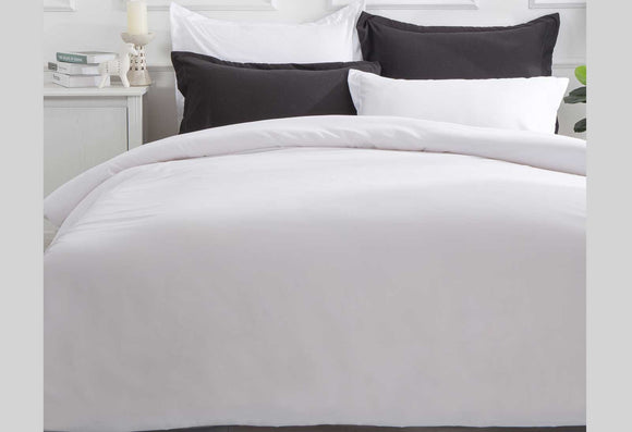 Single Size White Color Quilt Cover Set (2PCS)